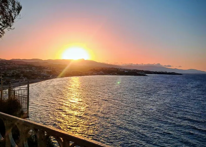 Araucaria - Close To & Zante Town, By Zantewize Apartament Tsilivi (Zakynthos)